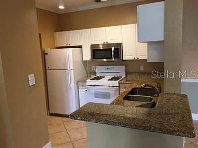 2nd image of 2739 Via Capri Unit 1020