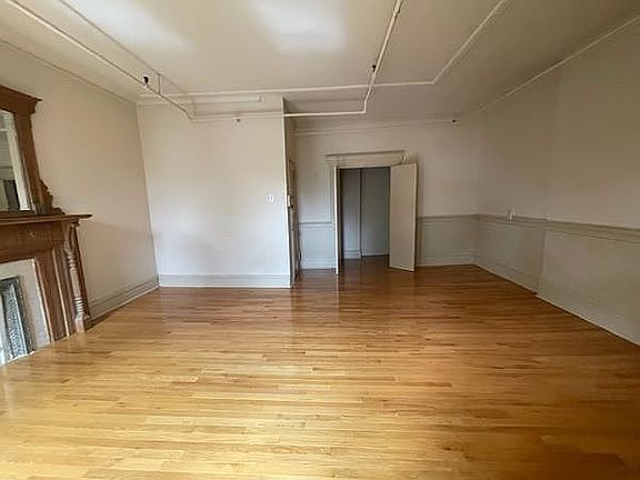 4th image of 130 W 121st St APT 3R