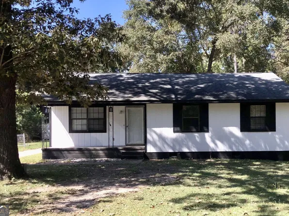 4559 Massey Rd, Macon, GA 31206