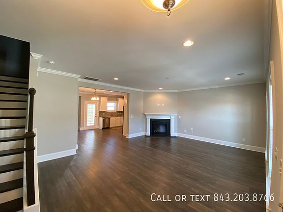4th image of 3464 Yarmouth Dr