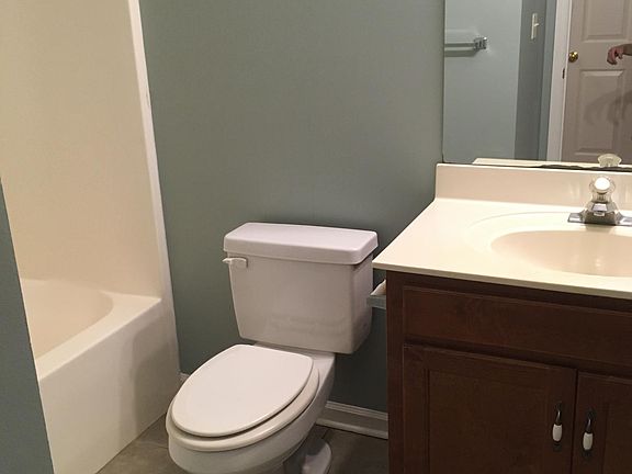 5th image of 7629 Bonnie Dr