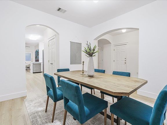 4th image of 712 Arrowood Pl