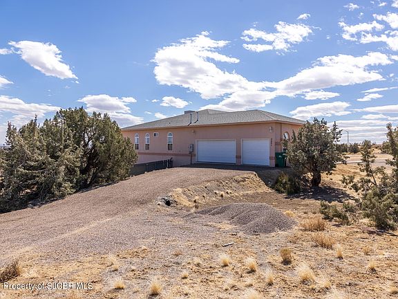 2nd image of 5201 Mesa Del Oso