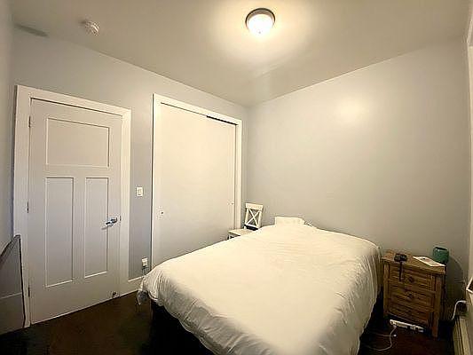 5th image of 652 Dean St #B