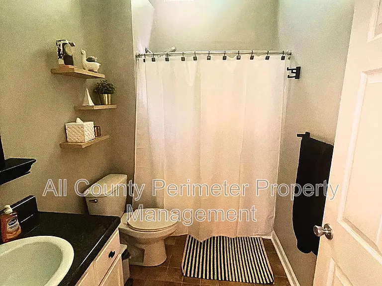 837 Forrest Cir SE — Photo 13