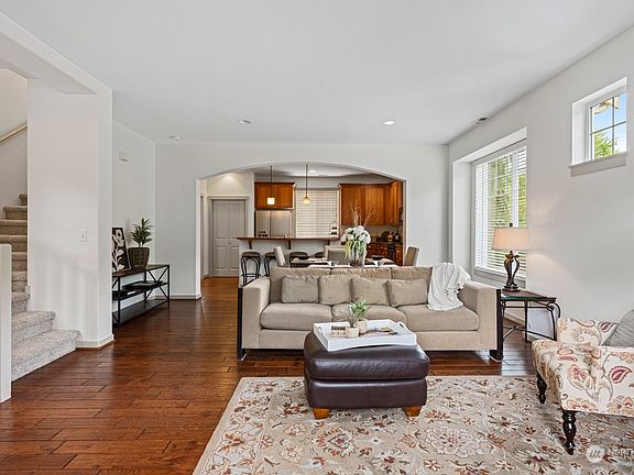4th image of 14805 9th Drive SE
