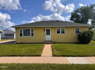 315 W Ingals Ave, Bismarck, ND 58504