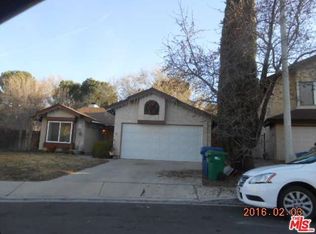 2566 Apache Plume Ct, Palmdale, CA 93550