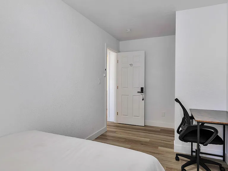 Room 10