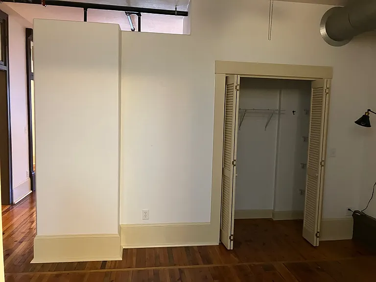 21 Biltmore Ave #203 — Photo 4