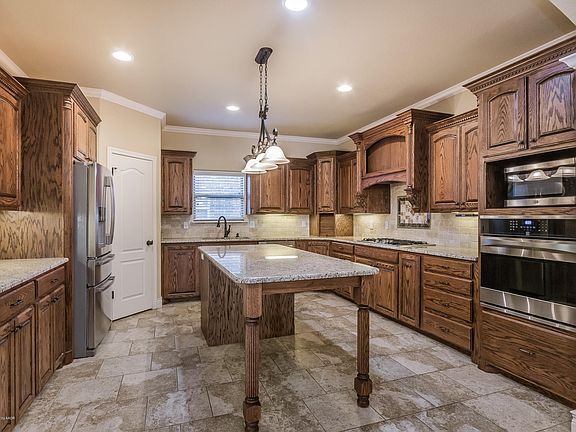 2nd image of 6002 Glenwood Dr