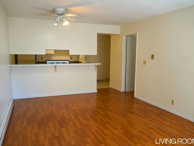 Cannery Apartments — Photo 12