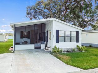 6020 Presidential Cir, Zephyrhills, FL 33540