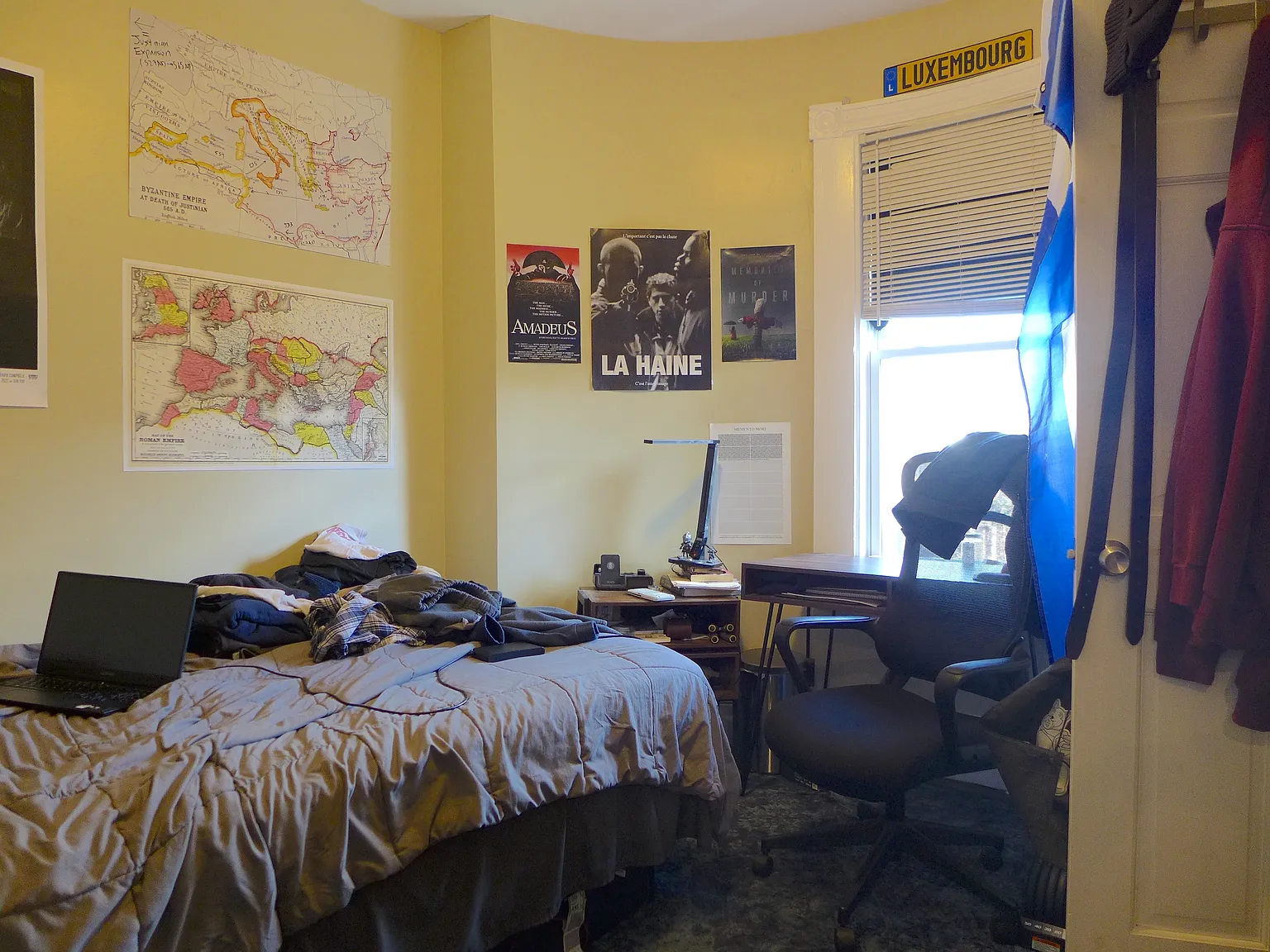 5 bed, 9999 sqft, $5,495 — Photo 2