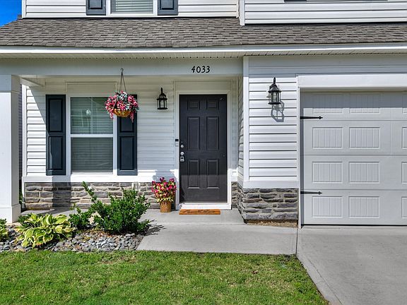 2nd image of 4033 Thimbleberry Dr