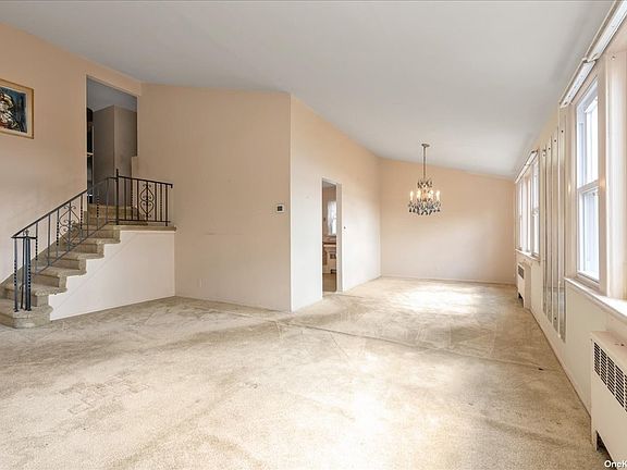 5th image of 33-47 Bay Ct
