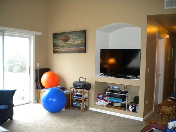 4th image of 430 N Patriot Dr
