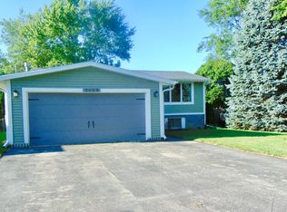 2110 Crown Point Dr, Racine, WI 53402
