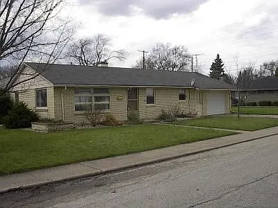 508 Ottoson St photo 1
