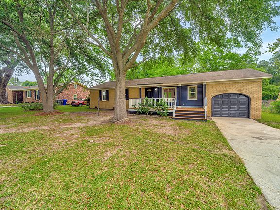 5th image of 8460 Yorkshire Ln
