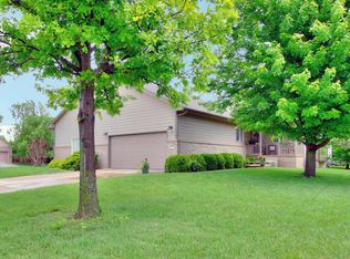 2316 N Shefford Cir, Wichita, KS 67205