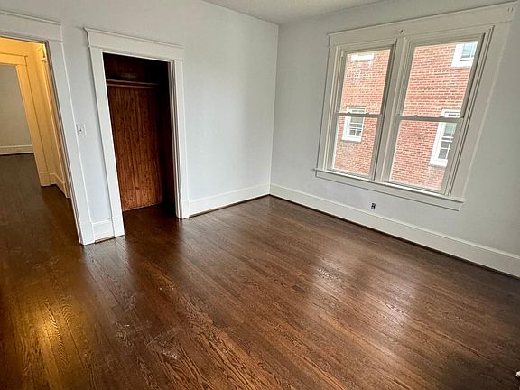 3rd image of 2628 Langston Blvd