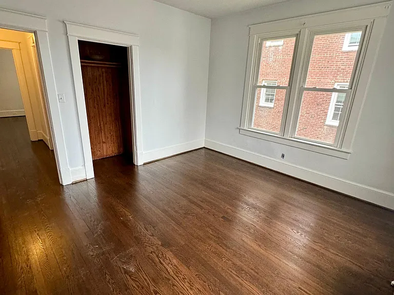 2628 Langston Blvd — Photo 5