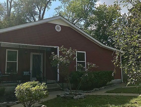 2nd image of 310 E McKnight Dr