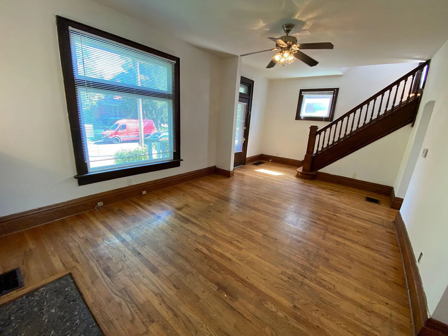 E 20th Ave 329 CPSIP — Photo 4