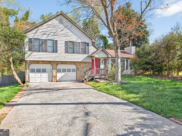 1763 Hearth Stone Cir, Lawrenceville, GA 30043