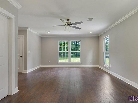 5th image of 602 Lakeview Dr