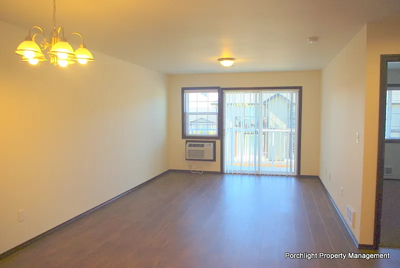 Building Photo - 2041 Andress Ln