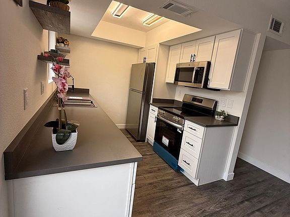 2nd image of 3119 W COCHISE Drive #231