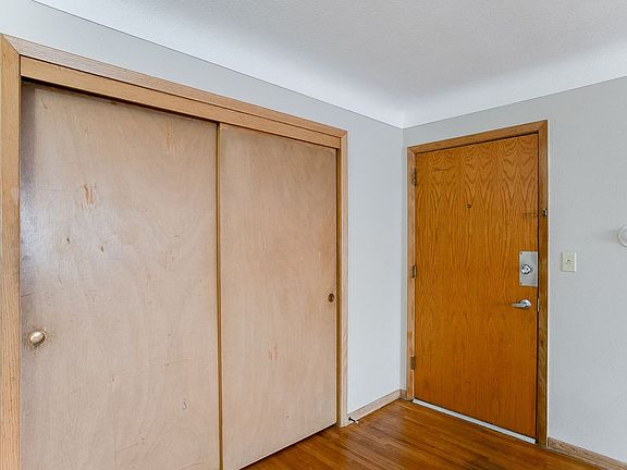 4th image of 1621 Saint Anthony Ave APT 5