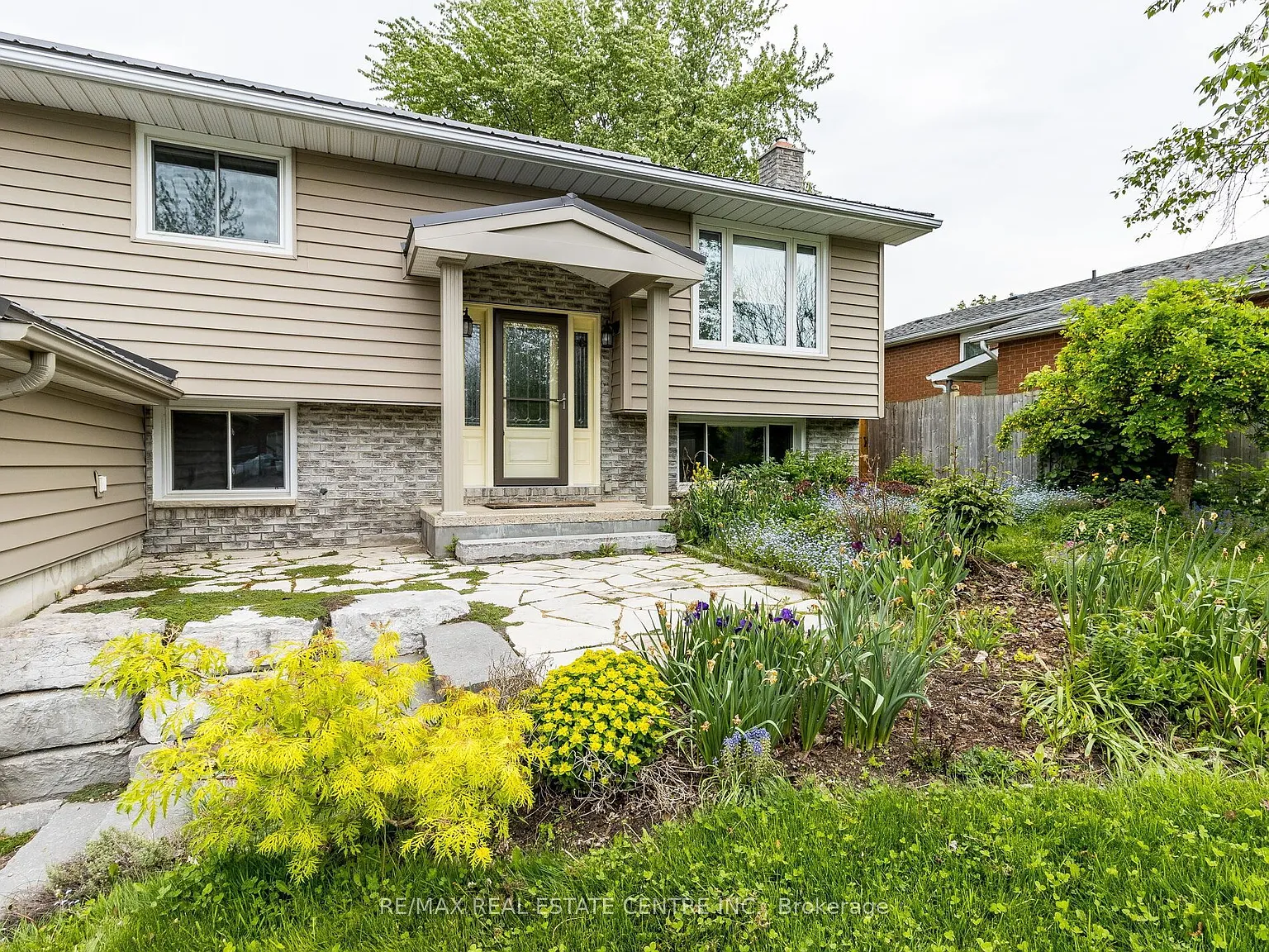 3 bed, $3,000 — Photo 3