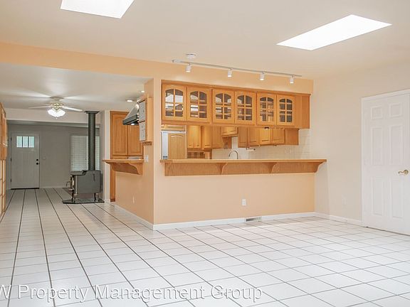 3rd image of 4917 & 4921 65th St NE #4917
