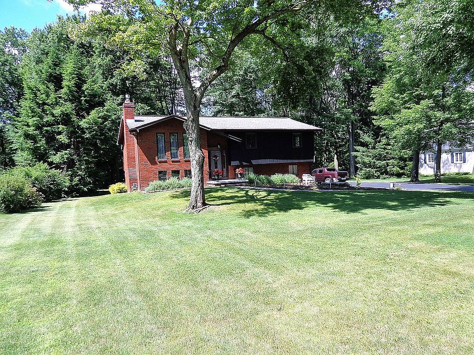 1st image of 110 Winterwood Dr