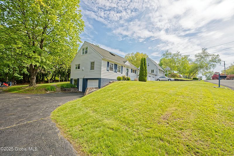 3rd image of 15 Riverview Terrace