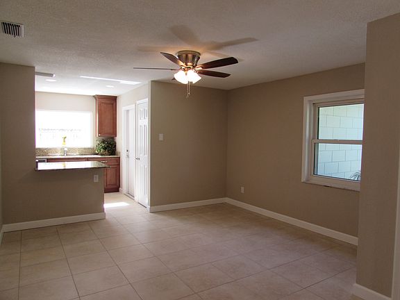 2nd image of 103 Lochinvar Dr