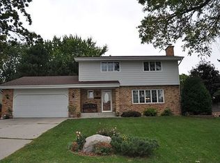 10329 Morris Rd, Bloomington, MN 55437
