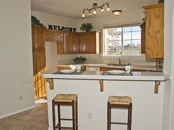 5th image of 8501 Murrelet Dr NE
