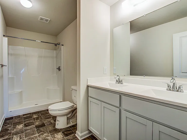 15 Chloe Dr — Photo 8