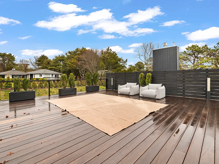 307 Montauk Hwy — Photo 44