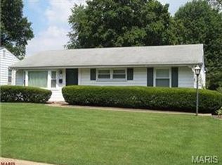 826 Lilac Ave, Saint Louis, MO