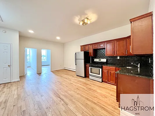 Rented by Hagstrom Management Inc | media 7