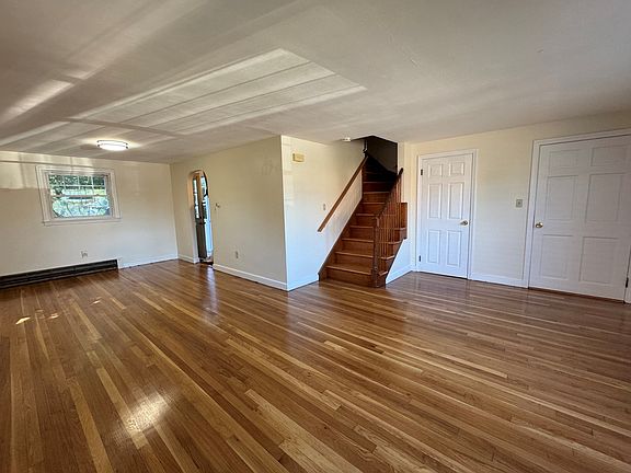 2nd image of 103 Jensen Rd