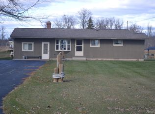 2347 E Bay Ridge Dr, Au Gres, MI 48703