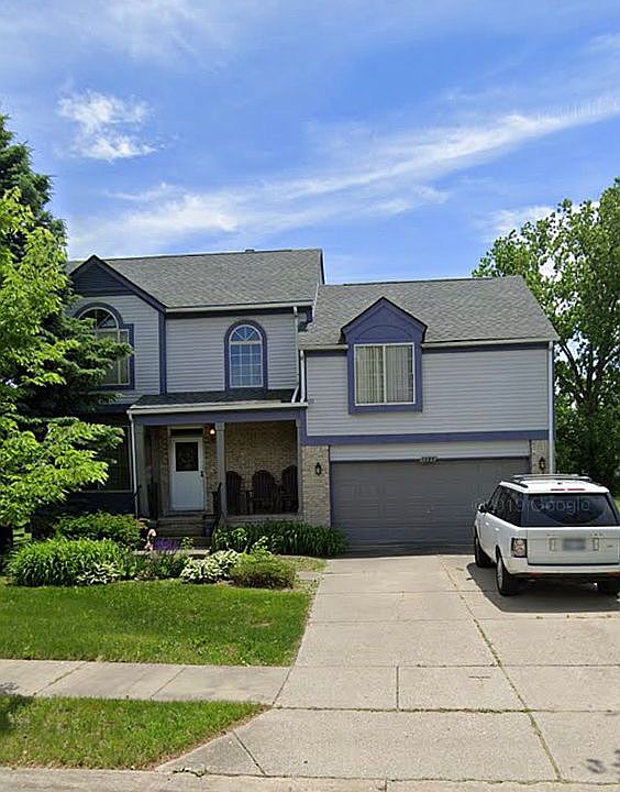 1st image of 1688 Estates Dr