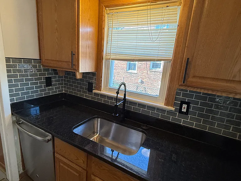 9616 Colwell Ave — Photo 15