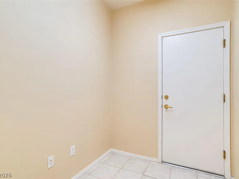 3027 Hickory Valley Rd — Photo 16